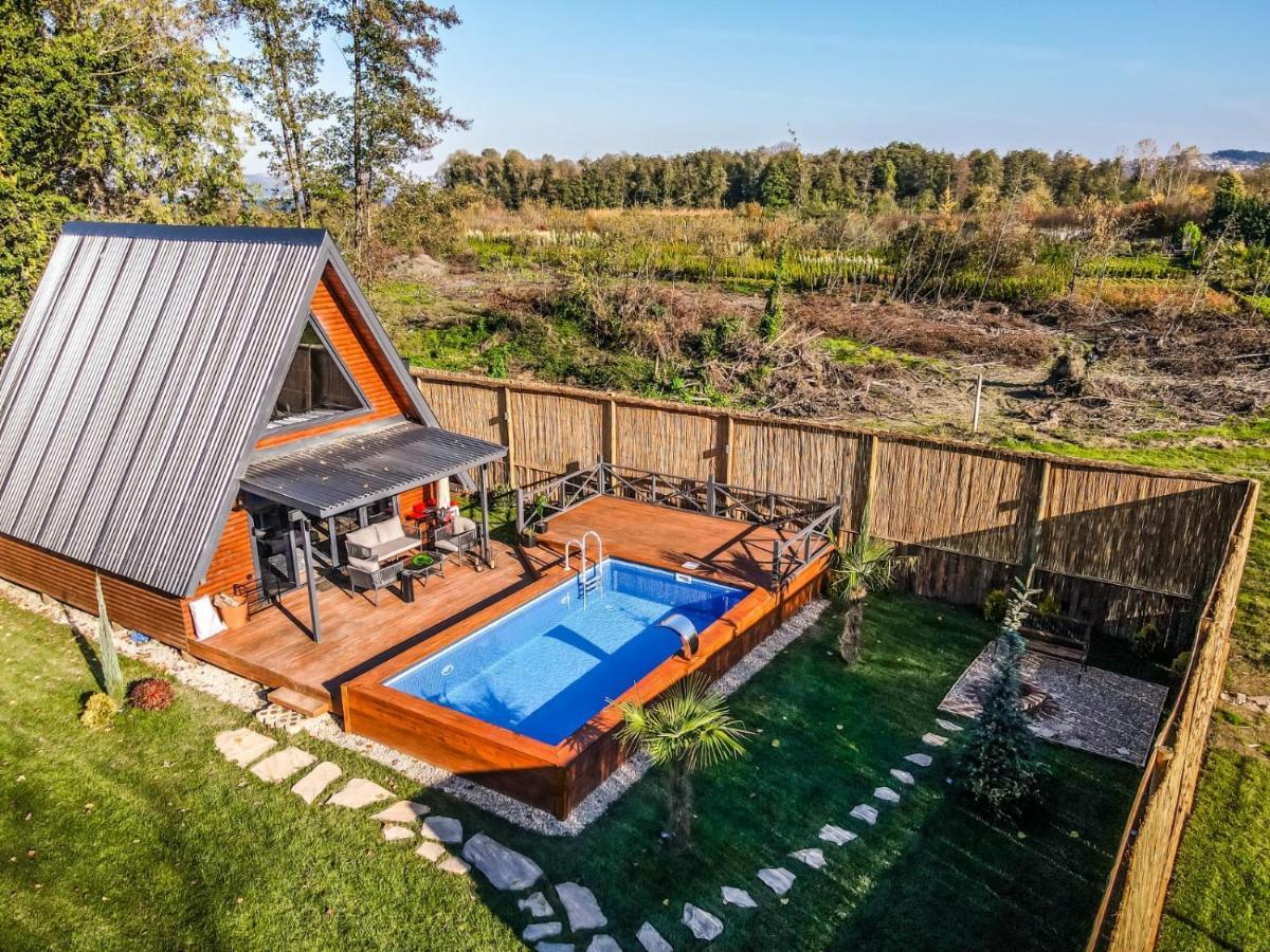 Villa Ugurlubungalov *