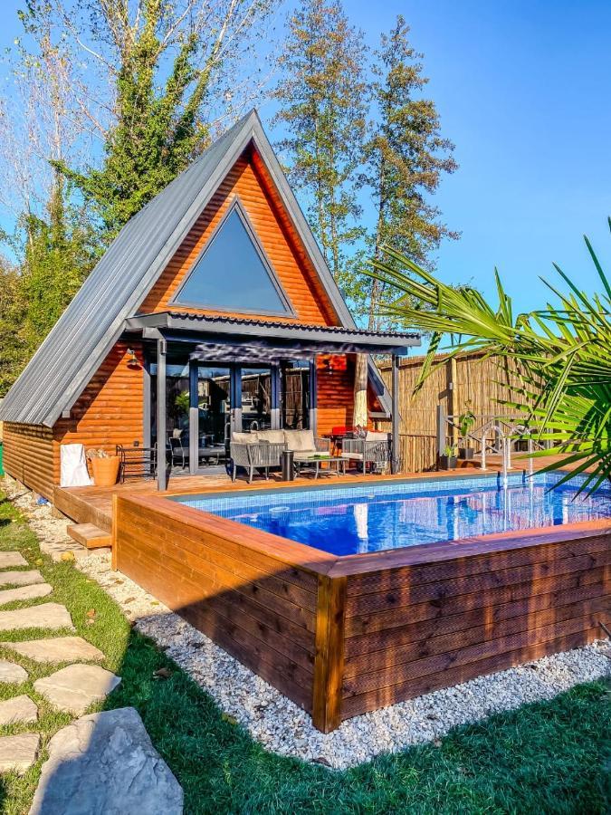 Villa Ugurlubungalov *