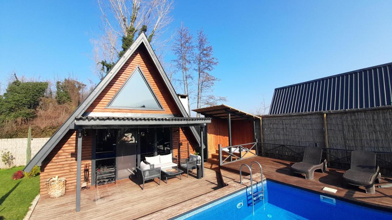 Ugurlubungalov